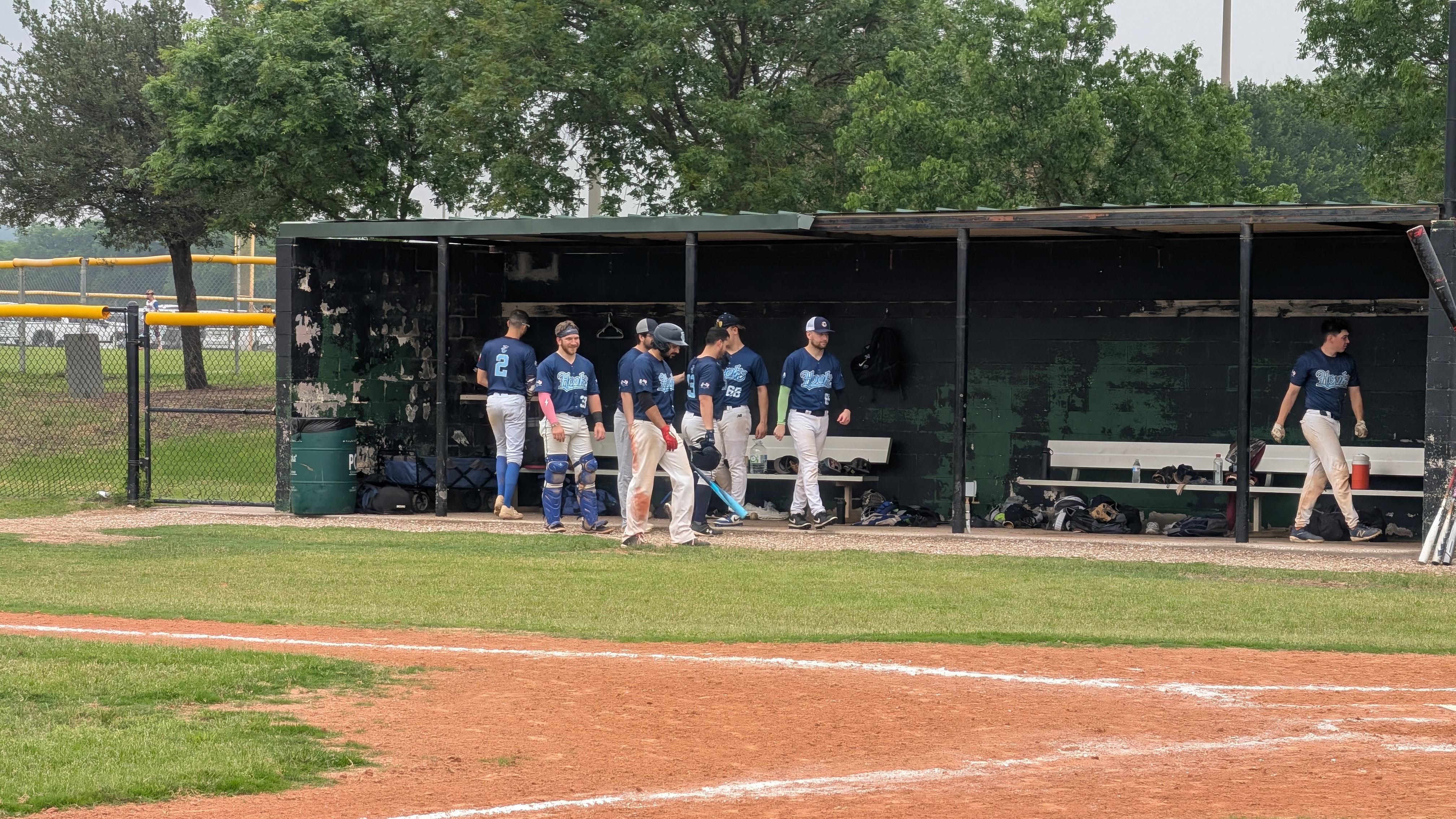 Hooks Defeat Cubs Behind Strong Performance From Bermudez
