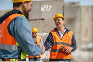 Como Empreiteiros Brasileiros nos EUA Podem Sair da Guerra de Preços e Fechar Grandes Obras