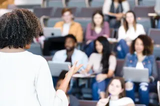 Trending courses on online webinar charts