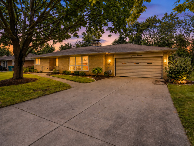 Welcome Home to 1813 West Acres Road | Beautiful West Joliet Ranch for Sale