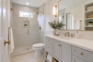 Small Bathroom Renovation Ideas That Make the Room Feel Bigger