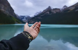 Comment l'hypnose soulage l'anxiété rapidement et durablement ?