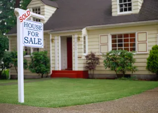 Strategic Moves: Preparing an Edmonton Home for the Spring Market Beyond the Surface