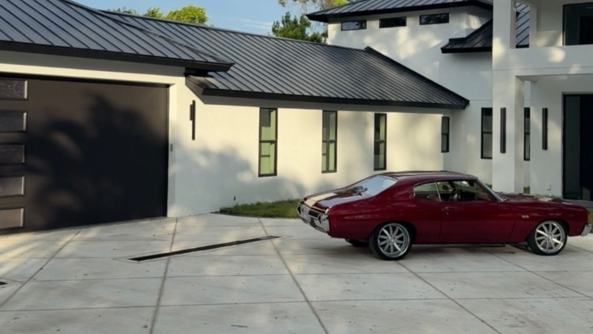 How Long Does a Concrete Driveway Last?