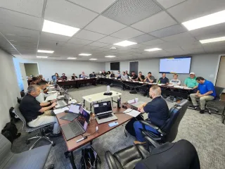 What is the Difference Between a 20 Group and a Mastermind Group?