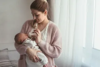 What to Look for in a Newborn Care Specialist Certification Program