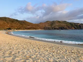 Best Beaches in Kuta, Lombok: Tanjung Aan, Mawun, and More