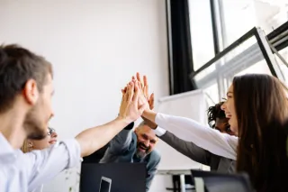 How to lead a team through change: What the best leaders do differently