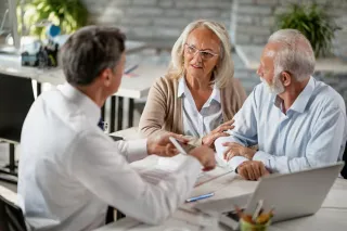 When Should You Hire a Retirement Financial Advisor?