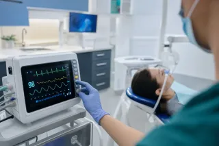 Deep vs Moderate Sedation Risk Statistics (2026): What the Data Shows