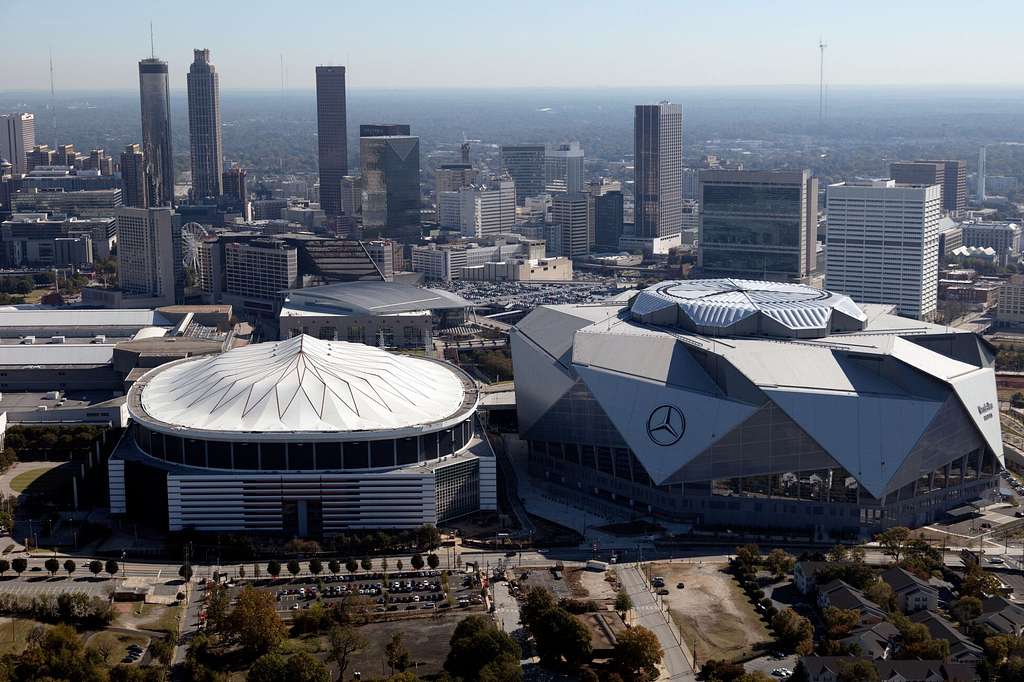 Why Tourists Choose Airport Car Rentals in Atlanta, GA for Weekend Vacations | Atlanta Fine Car Rentals 🚗✈️