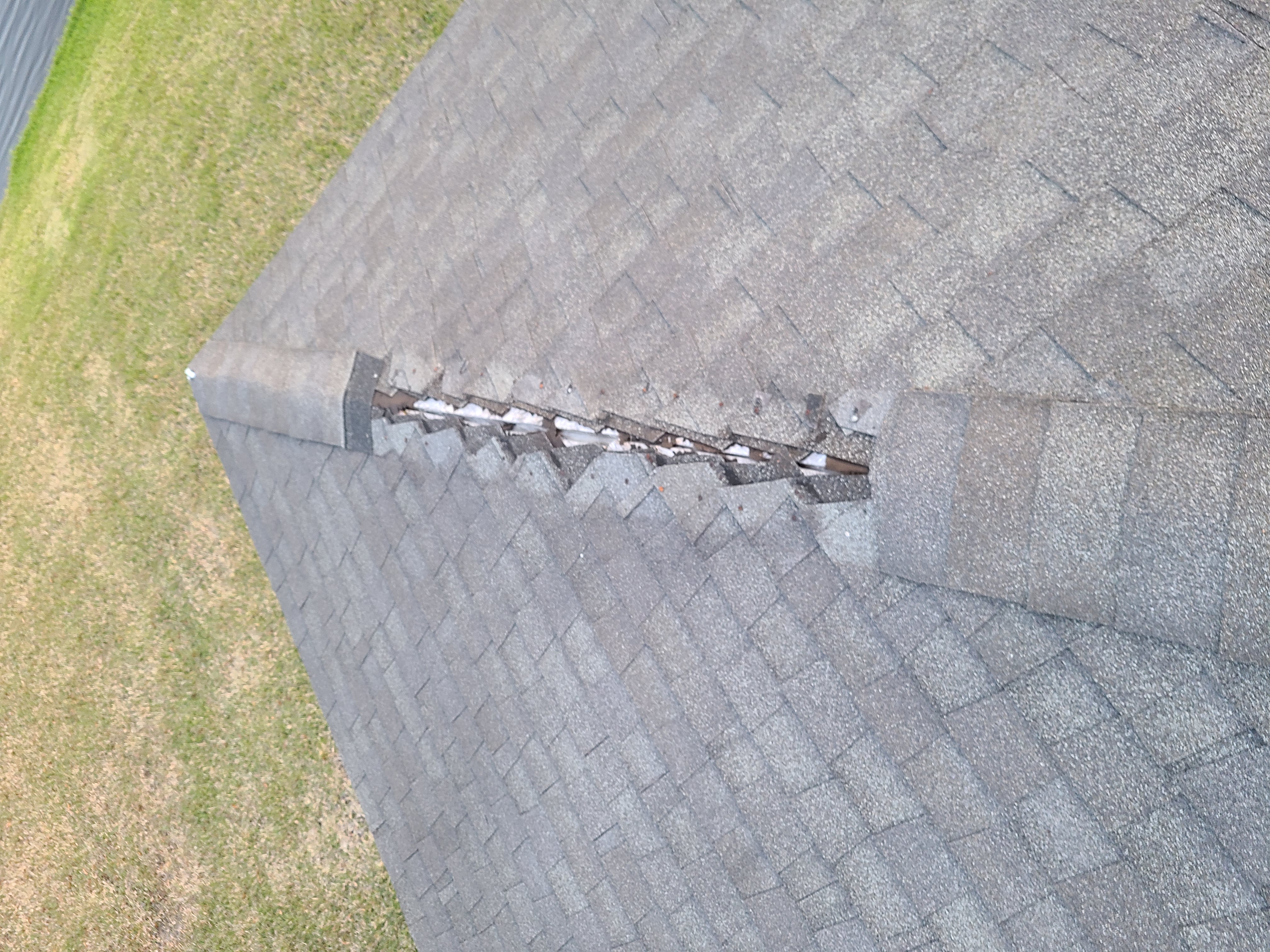 15 Signs You Need a New Roof in Jacksonville, FL | Morgan Conley Roofing