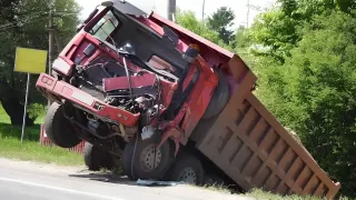 Truck Accident Claims in Tampa: The Complete Guide