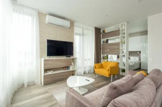 Comment Jimmy a transformé sa peur du crédit en Airbnb rentable à Bruxelles.
