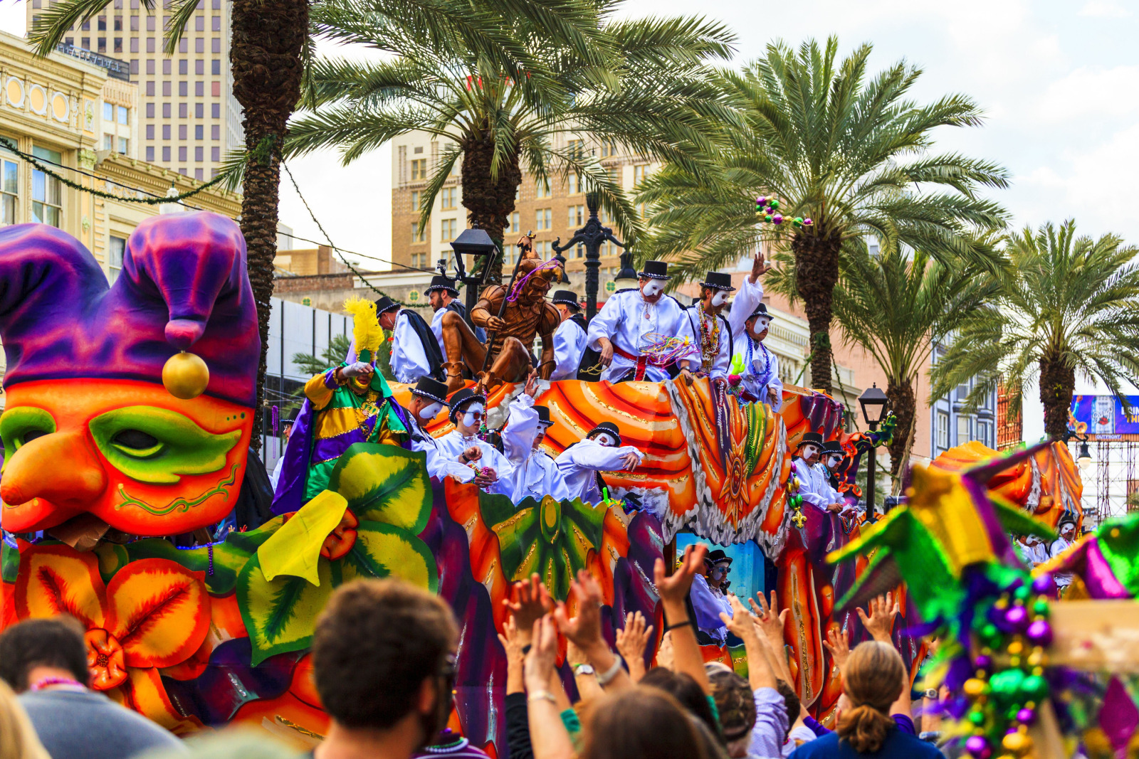 Seasonal Travel Tips for New Orleans: Summer Festivals, Fall Parades, and Winter Holidays in New Orleans, LA (Fuhrer Fleets Rentals, New Orleans, LA)