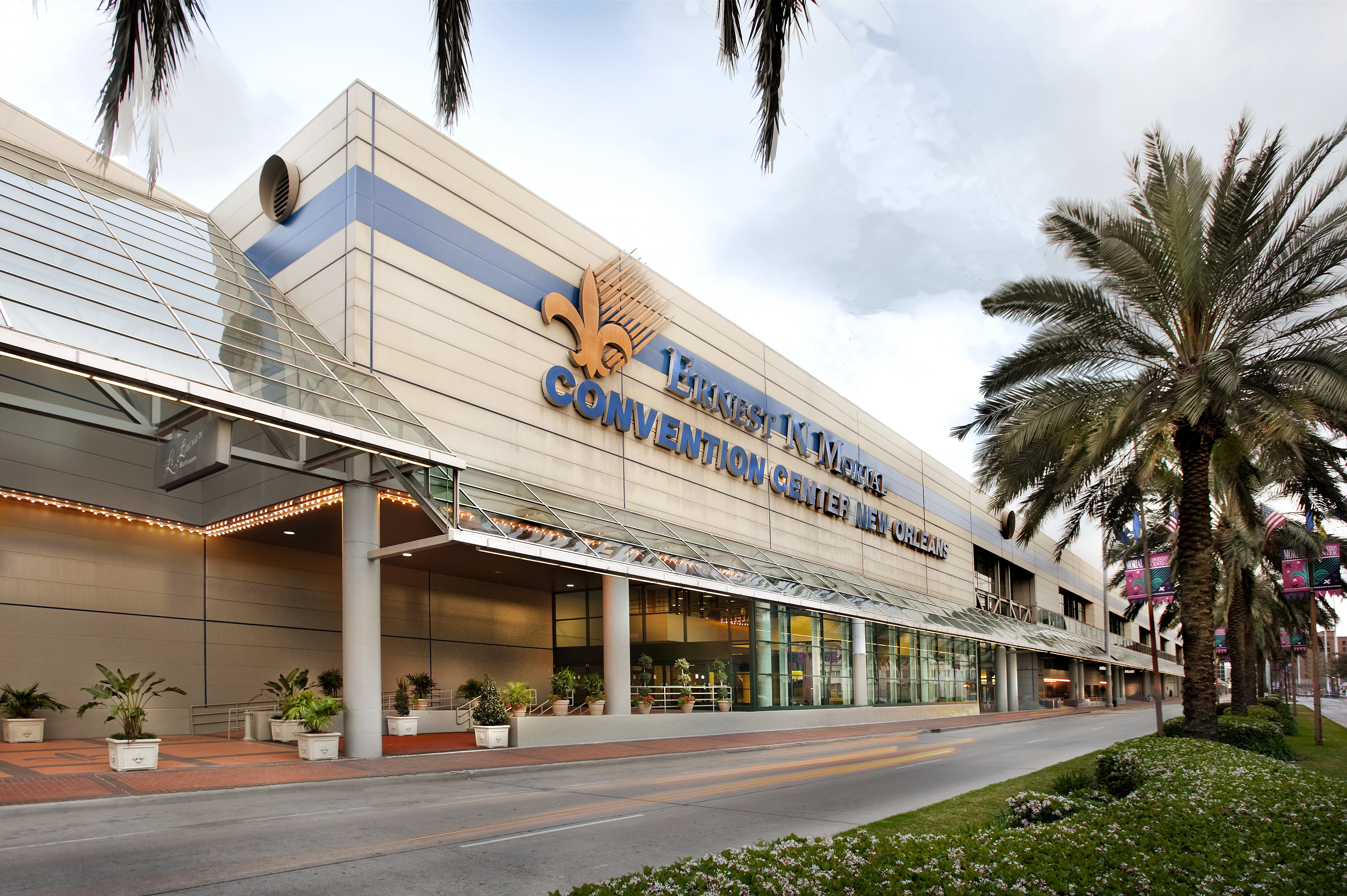 How to Rent a Car for Business Trips in New Orleans: Central Business District and Convention Center Access (Fuhrer Fleets Rentals, New Orleans, LA)