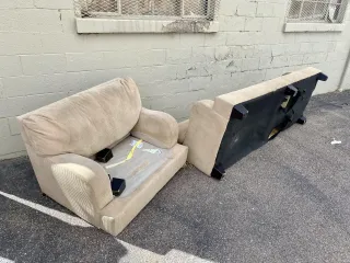 Cheap Junk Removal: Why Everyone Loses