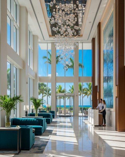 Miami Branded Residences vs Boutique Luxury Towers
