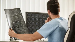 Best Spine Surgeons Texas: Expert Spine Solutions