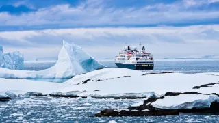 3 Reasons You Don’t Want to Miss an Antarctic Expedition