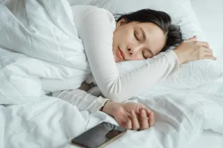 Sweet Dreams: 7 Habits to Cultivate for a Good Night's Sleep and Better Wellness