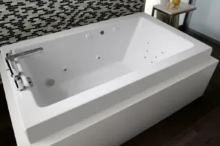 Jetted Tub