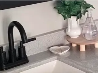 ONYX Collection countertop (price per lineal inch)