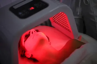 5 Benefits of Red LED Therapy You Didn't Know About