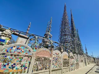 🎨 Built by a Dreamer, Celebrated by the City: Discover the Iconic Watts Towers Arts Center