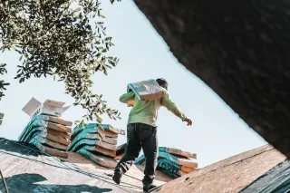 A Roofing guide for homeowners about repair or replacement