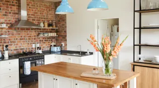 What are the benefits of living in a tiny home?