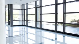 Why Clean Windows Matter for Mildura Businesses