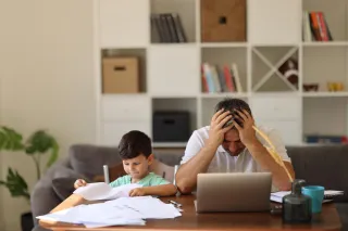 Don’t Fu@k It All Up: The Real Talk Every Dad Needs About Money, Pressure, and Community