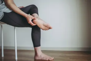 Why Your Plantar Fasciitis Still Hurts After Months — And How to Finally Fix It