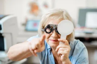 Exploring Medicare's Dental and Vision Coverage Options