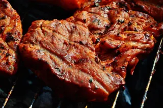 Dig Into the Best BBQ Platters in Las Vegas at Blvd Bar BQ & Wings