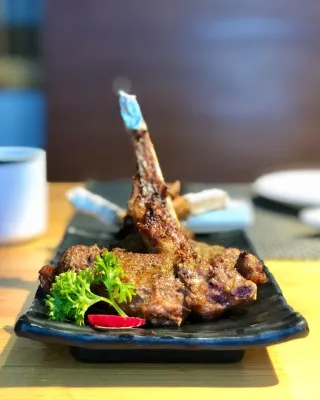 Seasonal BBQ Specials at Blvd Bar BQ & Wings: What’s New This Month on the Las Vegas Strip?