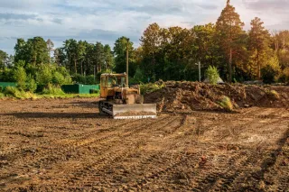 Best Grading Contractor Near Naperville: 4 Questions to Ask