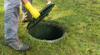 How to Pick the Right Septic Inspection Company Near Chicago, IL (and Avoid Mistakes)