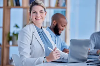  Administrative Assistant vs. Executive Assistant: Key Differences Explained