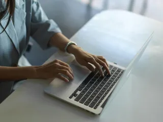 Simple Steps to Outsource Tasks for New Business Coaches