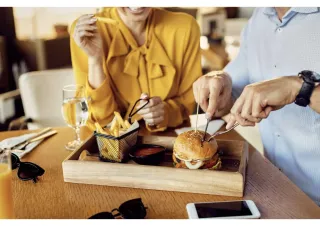 Considering a Path to Your Green Card? This Fast Casual Restaurant Priced at USD 400,000 Might be Your Answer!