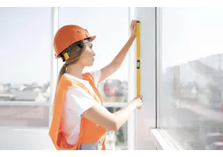ROI: 58.14% - Why not invest in a profitable Window & Doors Contractor business that makes your green card process a breeze?
