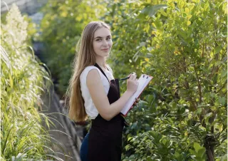 ROI: 34.6% – Want to Secure a Green Card Fast? Invest in This Profitable Lawn/Landscaping Business!