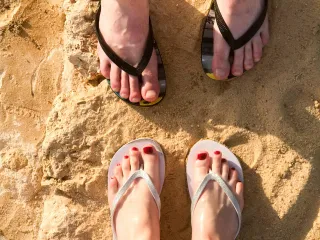 Choosing the Best Summer Footwear for Plantar FasciitisBlog Post