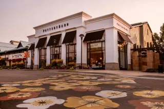 🛍️ Shop, Dine & Stroll: A Day at Aspen Grove Shopping Center