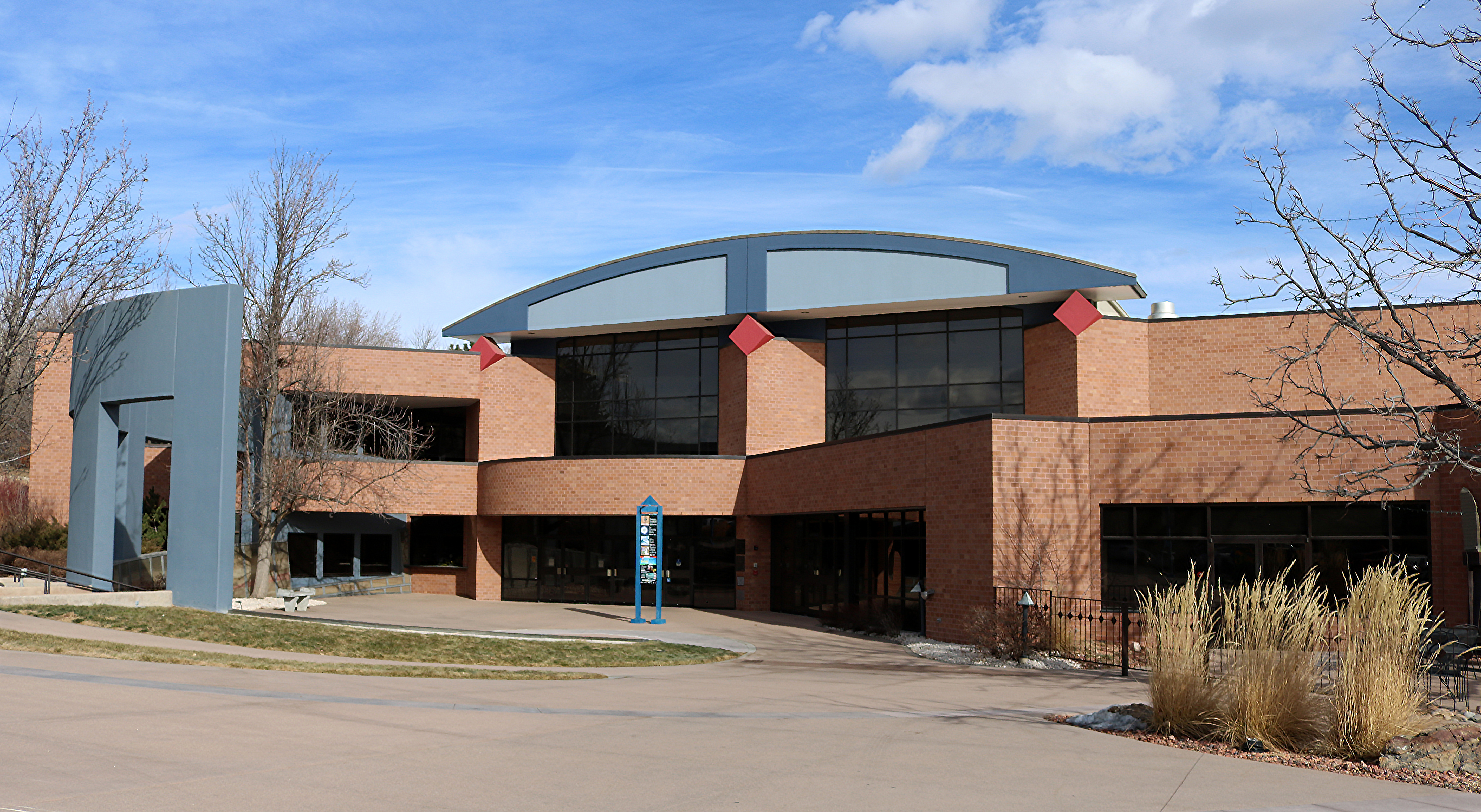 🎨A Creative Escape in Colorado: Exploring the Arvada Center for the Arts & Humanities | Mombie Down Fleet, Arvada, CO