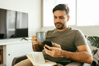 Why a Daily Text Subscription Can Change Your Life