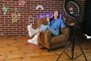 Influencer Marketing in 2024: The Growing Impact of Micro and Nano Influencers