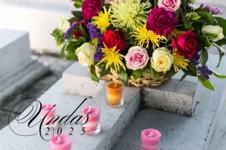 Presyo Ng Kandila At Bulaklak Ngayong Undas 2025